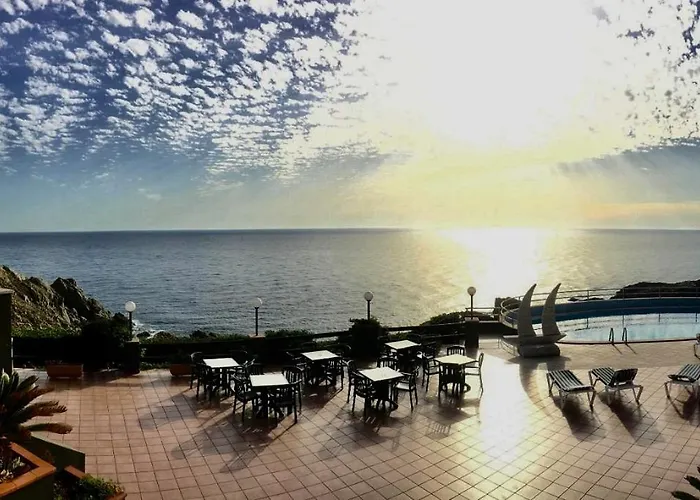 Zeeva And 3* Torre dei Corsari