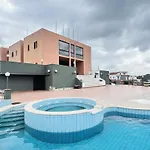Hotel Zeeva And