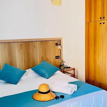 Hotel Zeeva And 3*